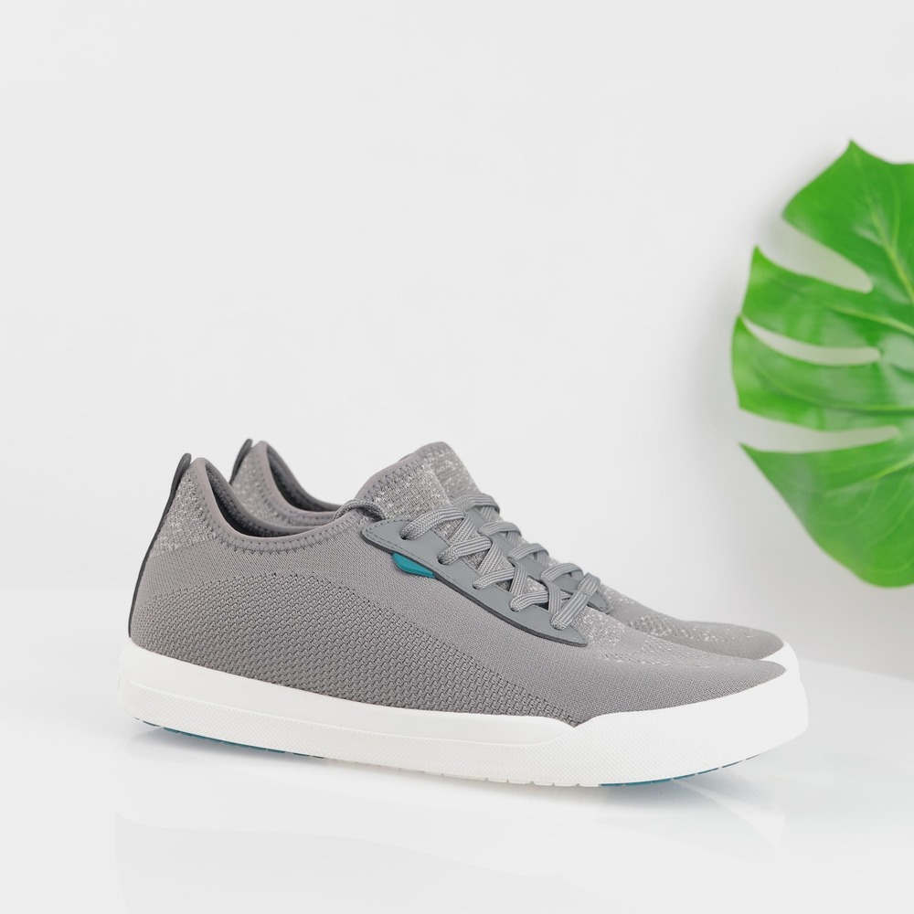 Vessi Mens Weekend 1.5 Sneaker Size 11 Waterproof Gray Knit Lace Up Comfort Shoe